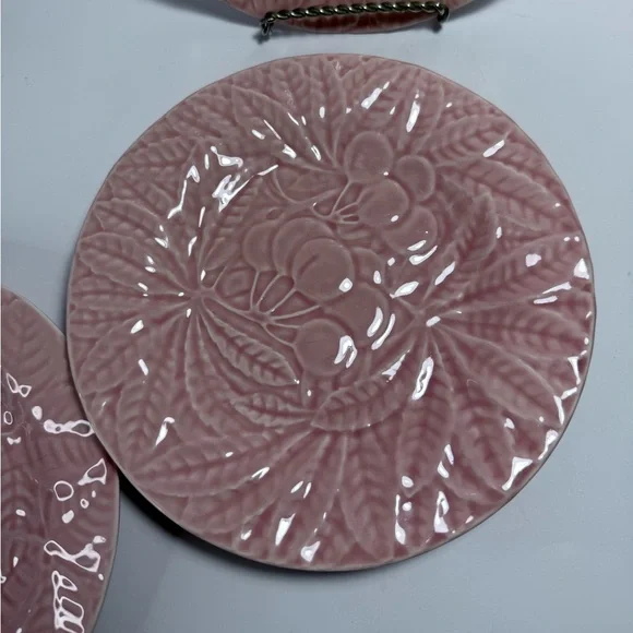Vintage Jay Wilfred Andrea by Sadek Pink Embossed Floral Plate Portugal set of 4